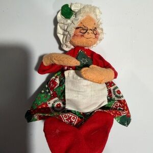 Festive Annalee Mrs. Claus Doll with Red and Green Outfit